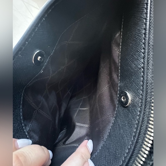 Black Michael Kors Tote - Like New!! - Picture 8 of 8